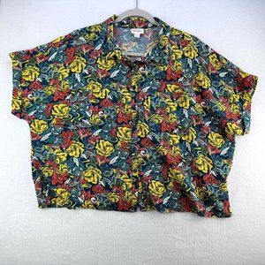 LuLaRoe Blouse Button Down Floral 2pockets raglan sleeves Size Medium